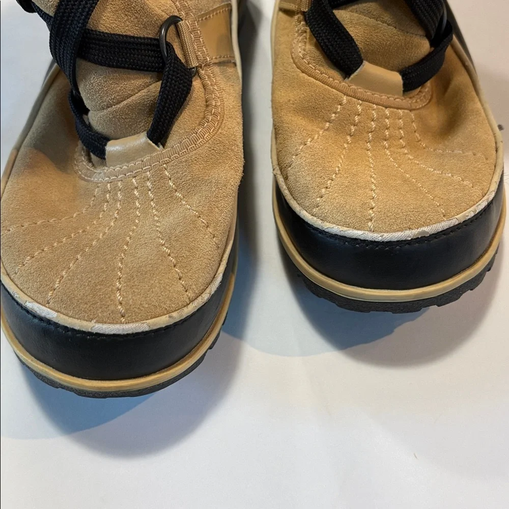 Sorel Tan Tívoli II Winter/Snow Boots. Women’s 7.